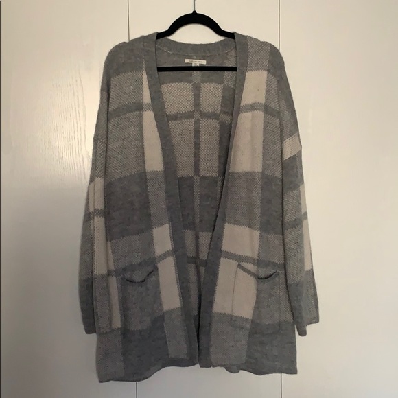 American Eagle Outfitters Sweaters - American Eagle Plaid Cardigan